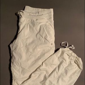 White LuLuLemon dance studio pant